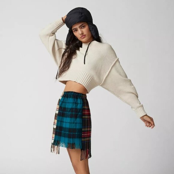 NWT UO Urban Renewal Remade Plaid Scarf Mini Skirt - Picture 3 of 11